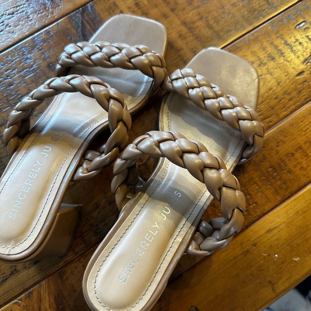 NWOT Sincerely Jules Tan Braided Heels